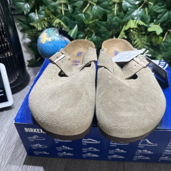 NIB Birkenstock Soft Footbed Boston Taupe Suede Slide Sandal Shoes Mens 10 EU 43 main image 8